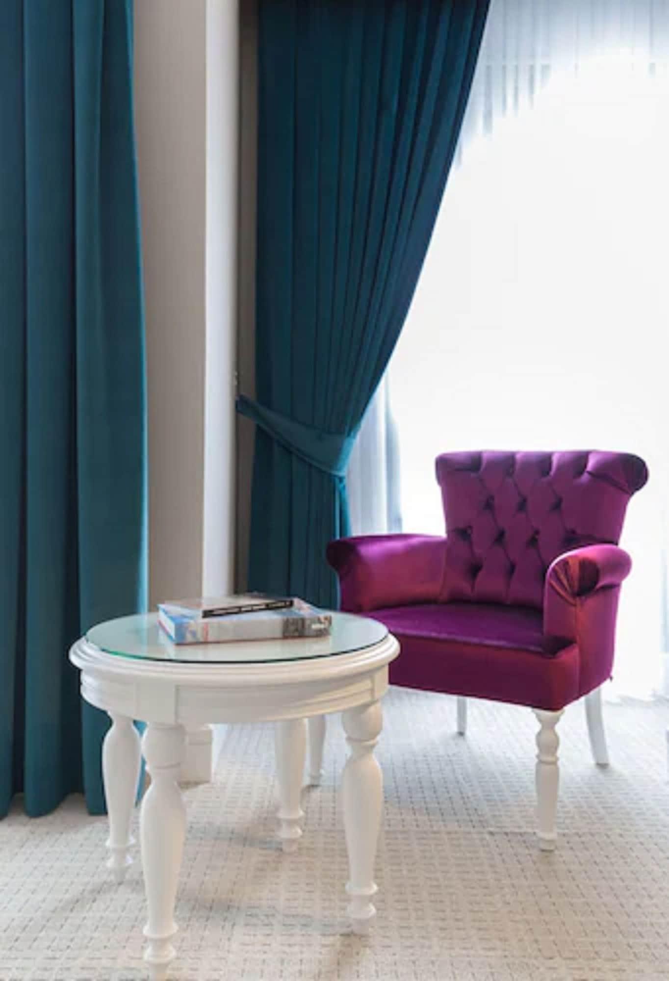 Hotel Metropolitan Taksim 4*