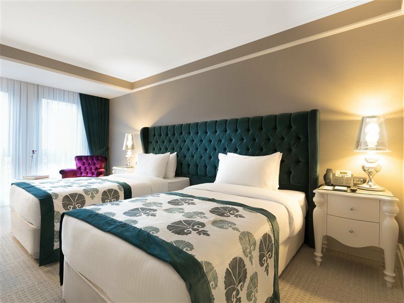 Metropolitan Taksim Готель Стамбул